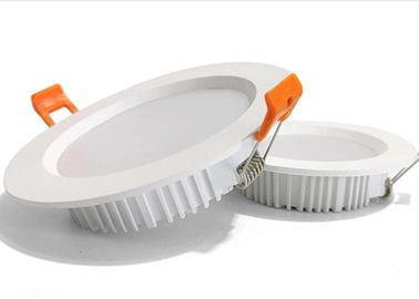 Bảng điều khiển Led tròn mỏng Downlight 3000K khi rời khu vực đầu vào 185 - 265V